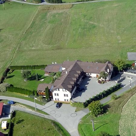 Pension & Restaurant Silma With Wellness Rychvald Exterior foto