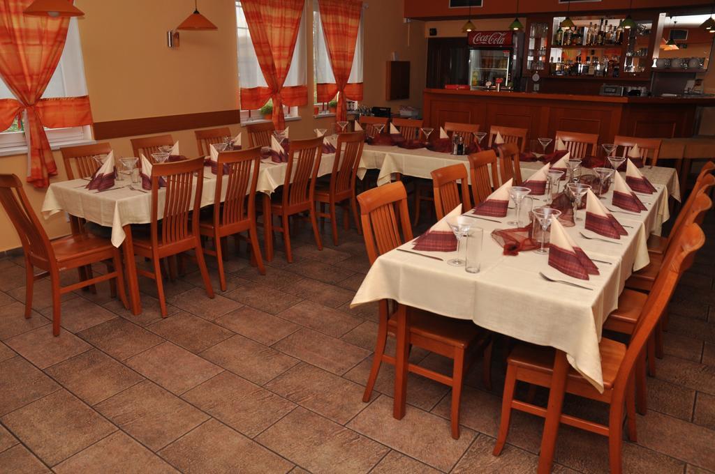 Pension & Restaurant Silma With Wellness Rychvald Exterior foto