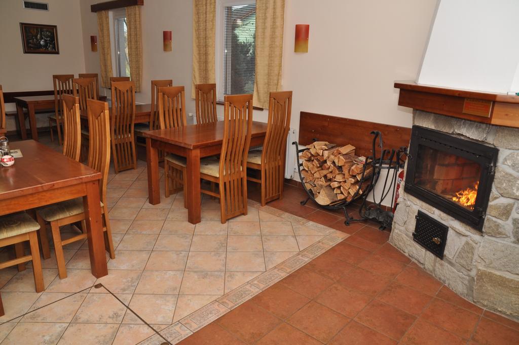 Pension & Restaurant Silma With Wellness Rychvald Exterior foto